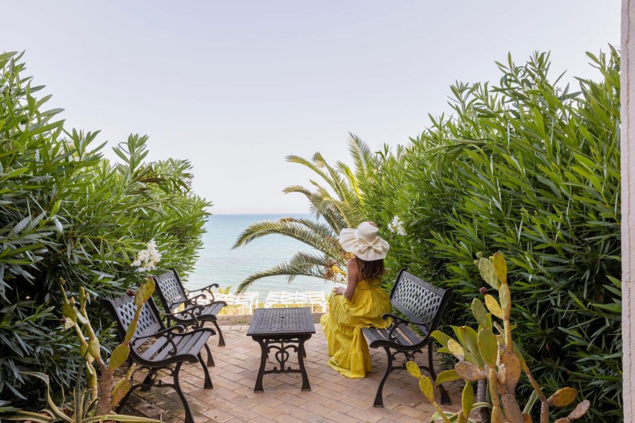 Falconara Greenblu Resort リカータ エクステリア 写真
